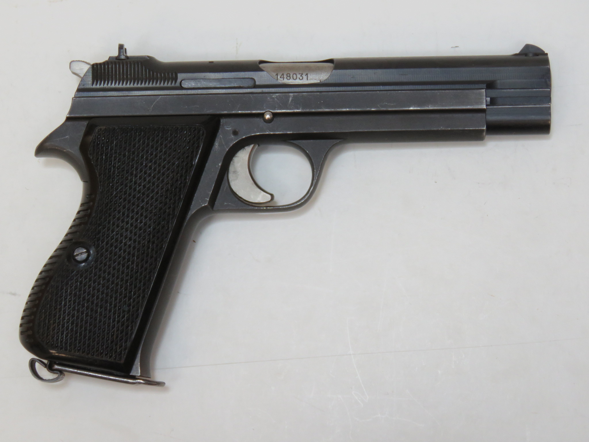 SIG mod. P210/2, con fodero originale, secondo caricatore 9 Para